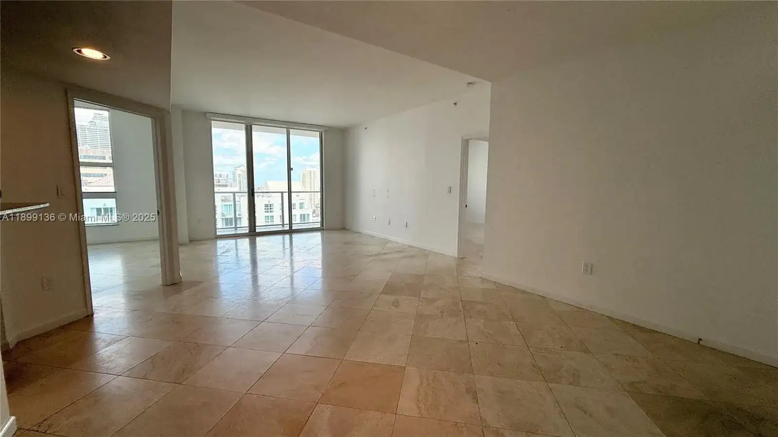 1155 Brickell Bay Dr, Miami FL 33131 photo 2