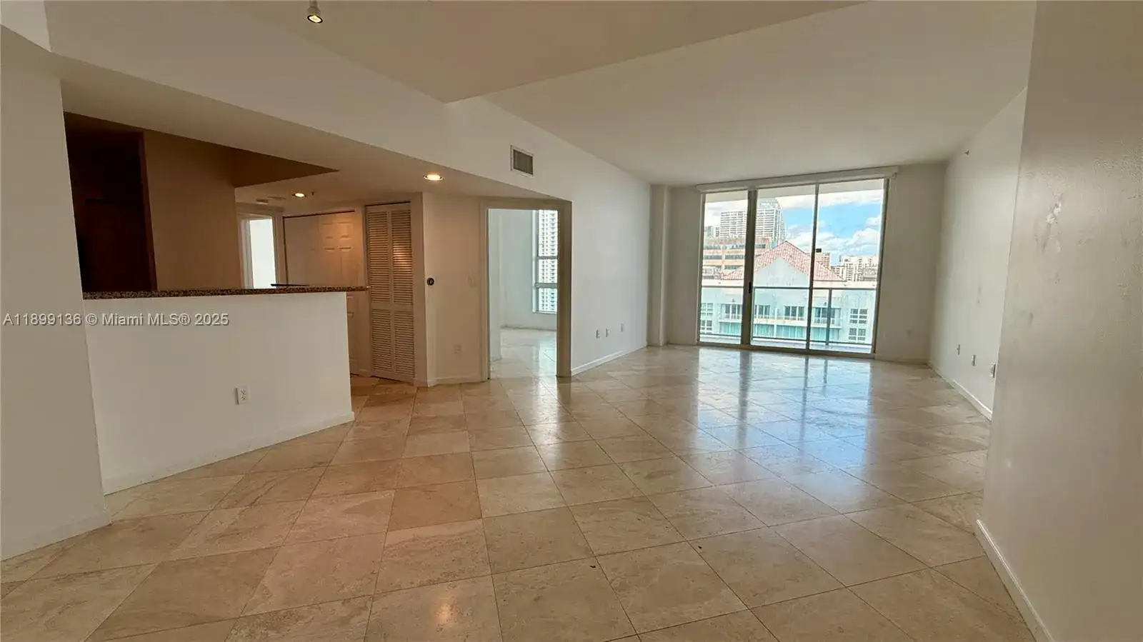 1155 Brickell Bay Dr, Miami FL 33131 photo 3