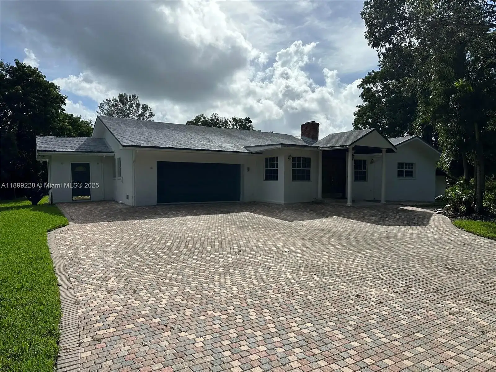 6300 SW 181st Ln, Southwest Ranches FL 33331 photo 4