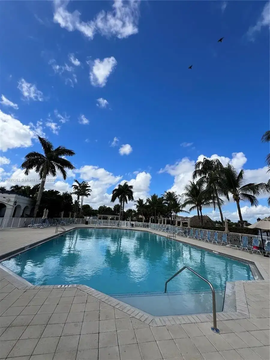 10776 NW 84th Ln # 30, Doral FL 33178 photo 3