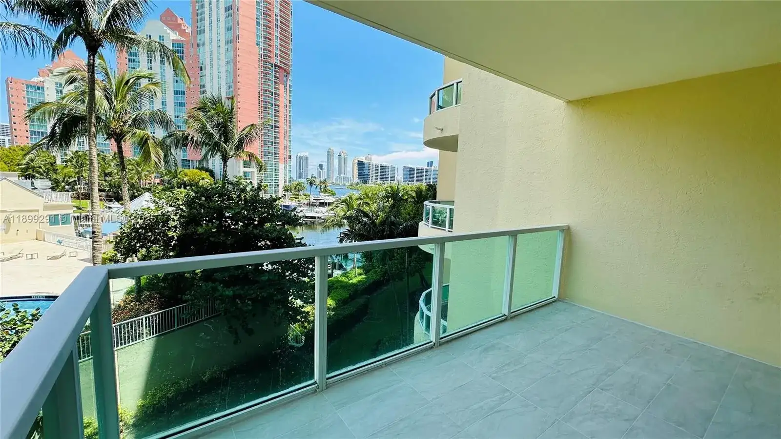 3340 NE 190th St # 403, Aventura FL 33180 photo 3