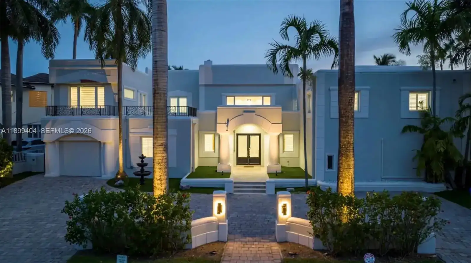 929 N Southlake Dr, Hollywood FL 33019 photo 3