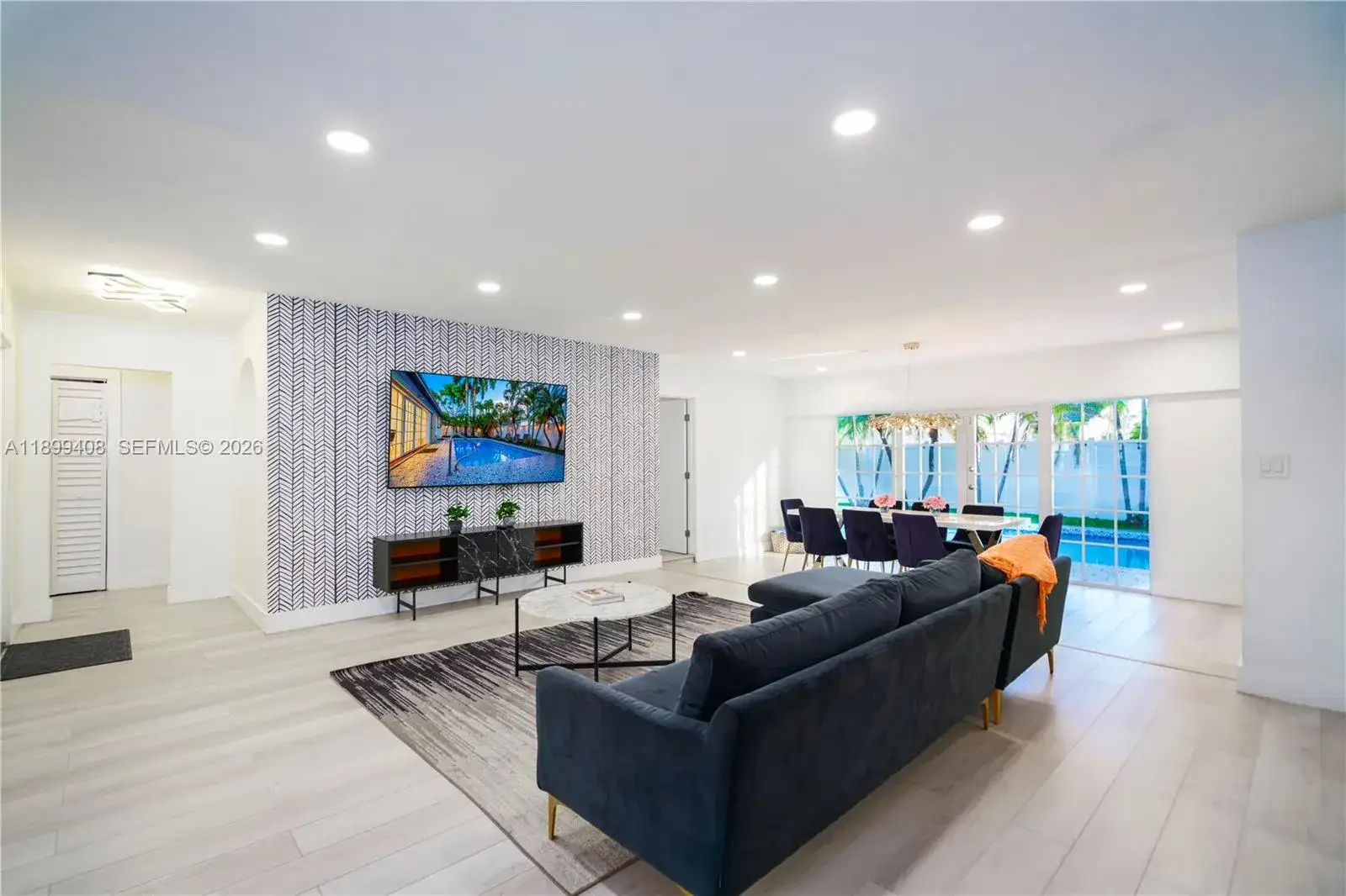 1244 Garfield St, Hollywood FL 33019 photo 3