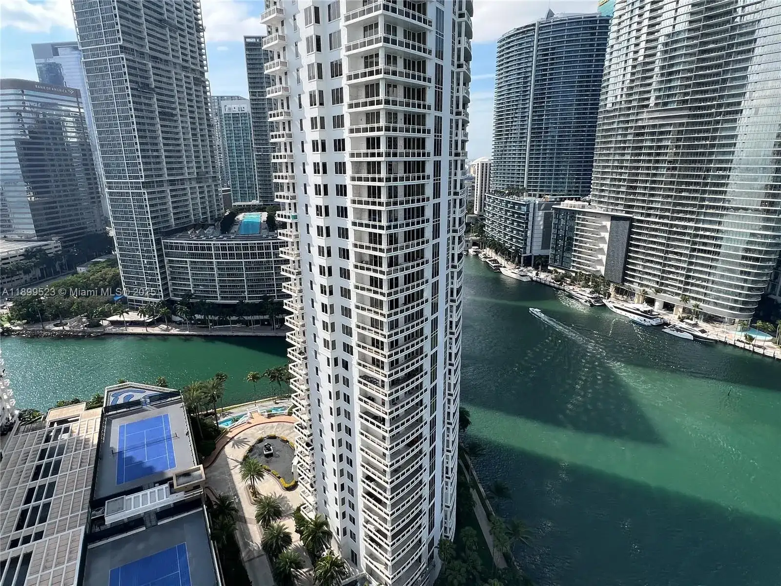 900 Brickell Key Blvd # 2205, Miami FL 33131 photo 2