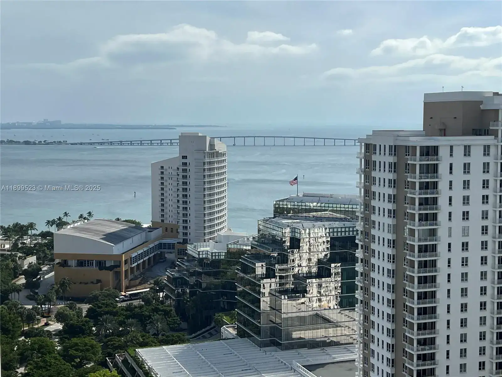 900 Brickell Key Blvd # 2205, Miami FL 33131 photo 4