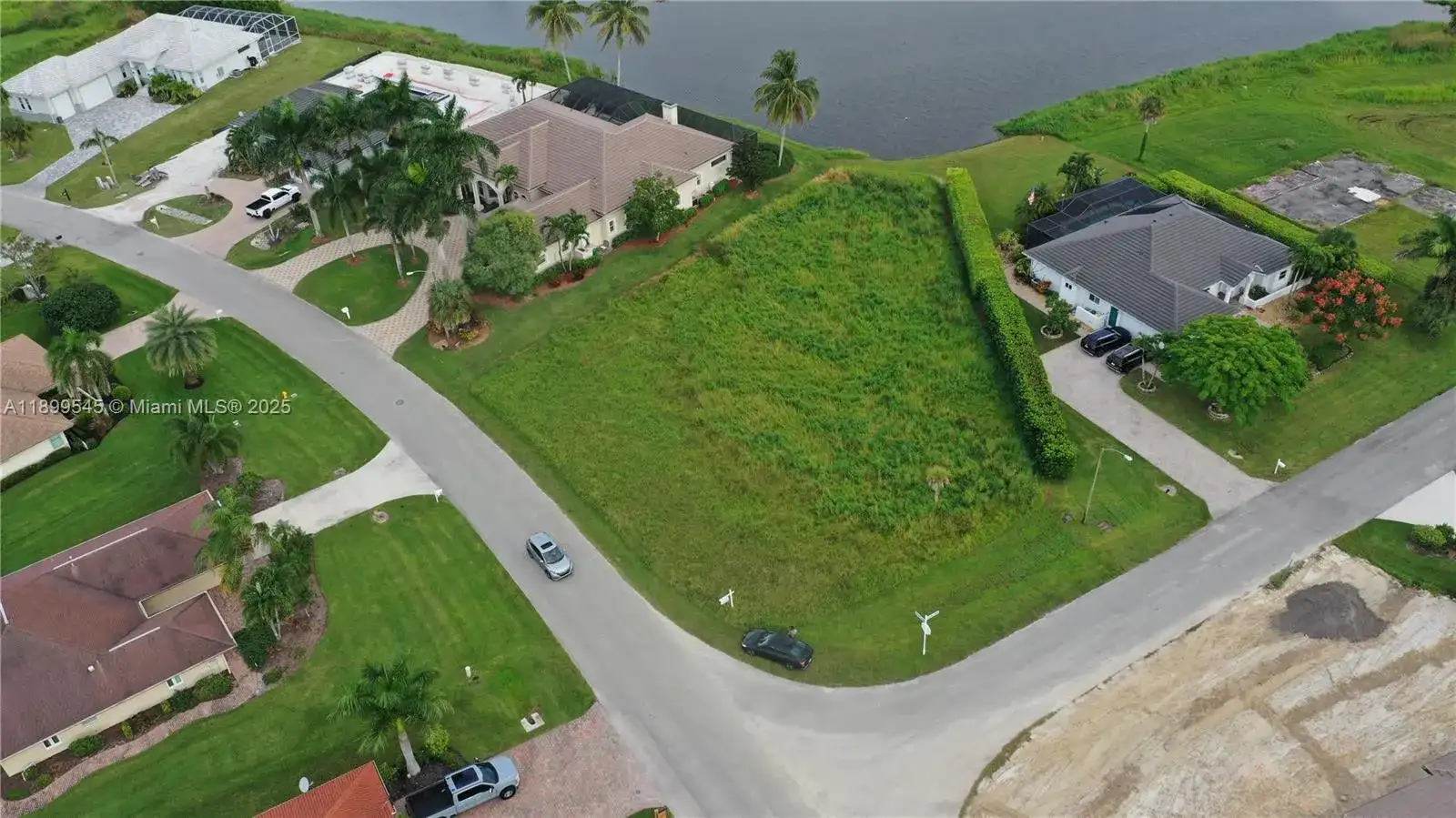 18018 Royal Hammock Blvd, Naples FL 34114 photo 4
