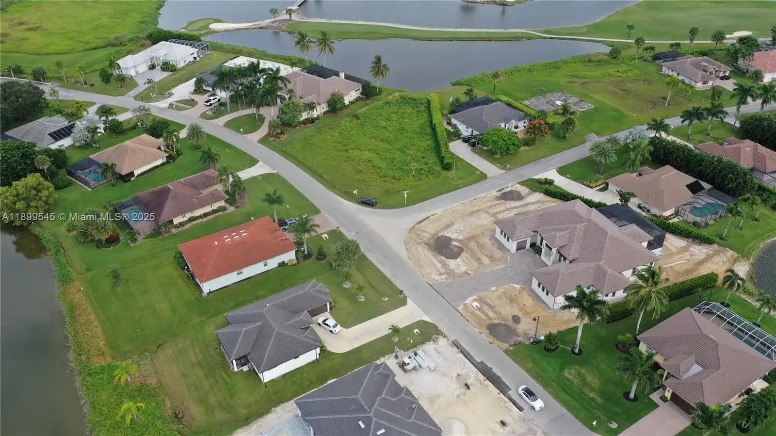 18018 Royal Hammock Blvd, Naples FL 34114 photo 5
