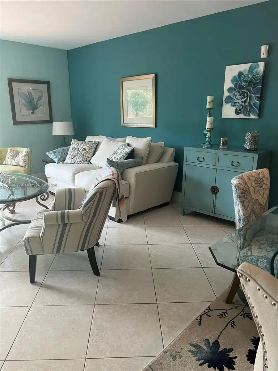 8335 SW 72nd Ave # 212D, Miami FL 33143 photo 2