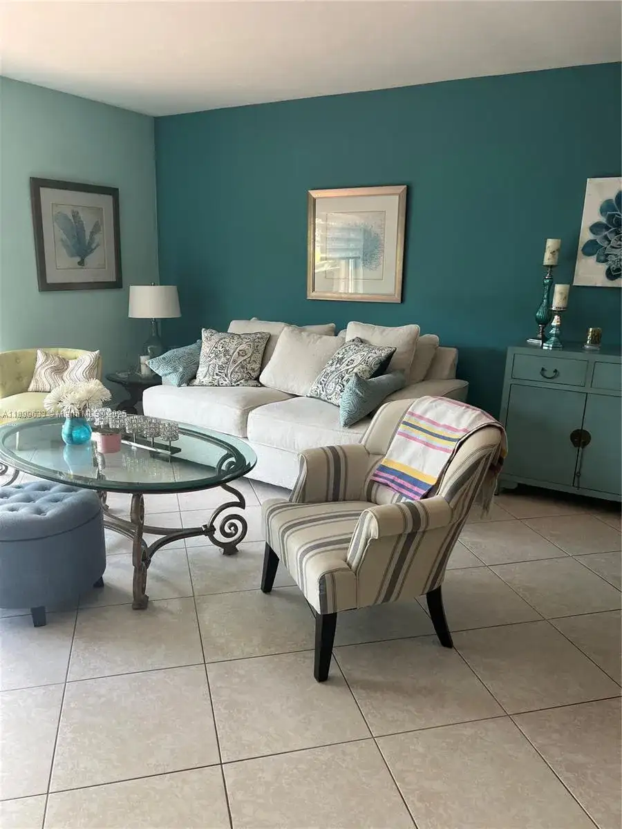 8335 SW 72nd Ave # 212D, Miami FL 33143 photo 4
