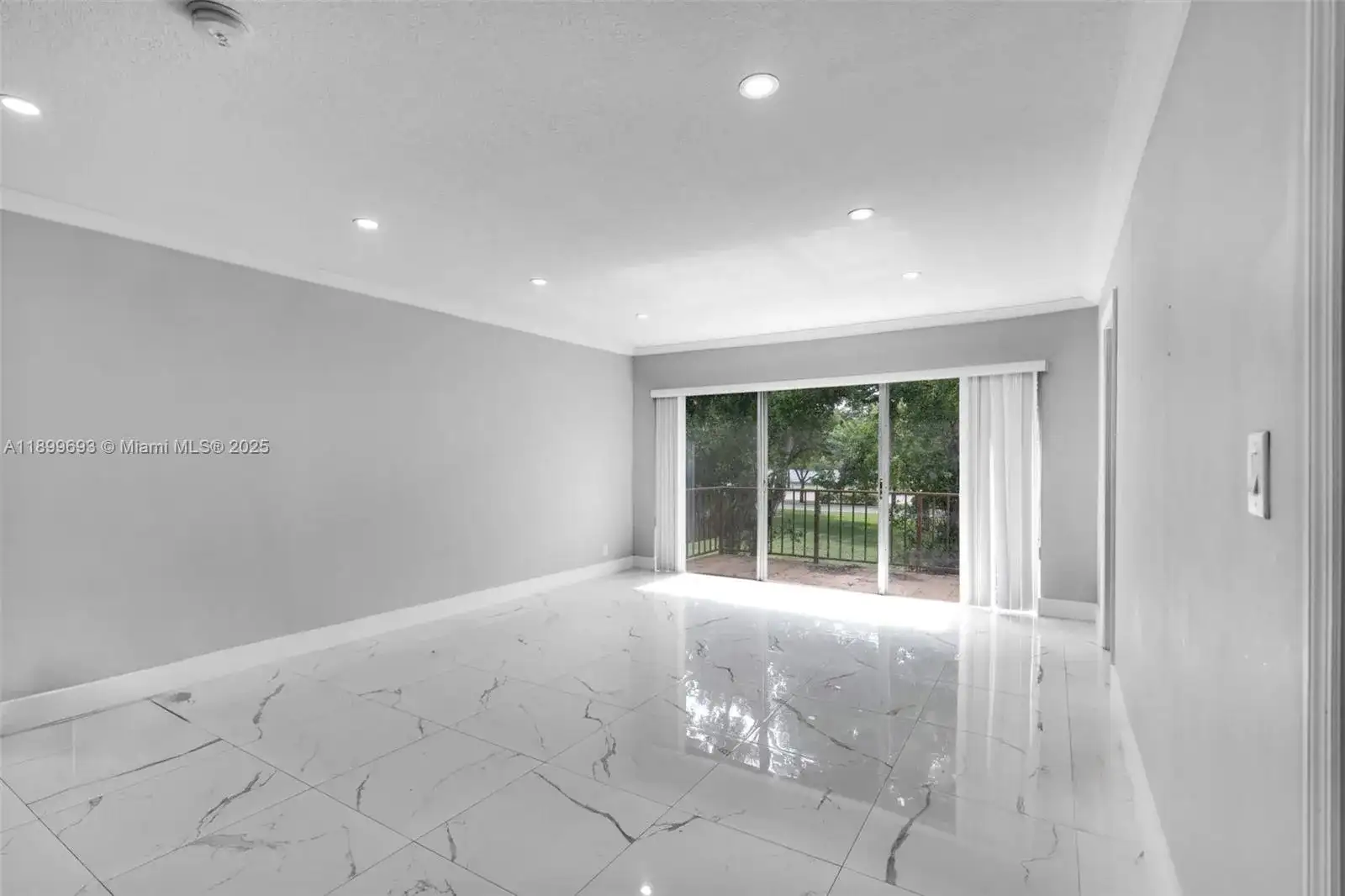 7101 W Sunrise Blvd # A2, Plantation FL 33313 photo 2