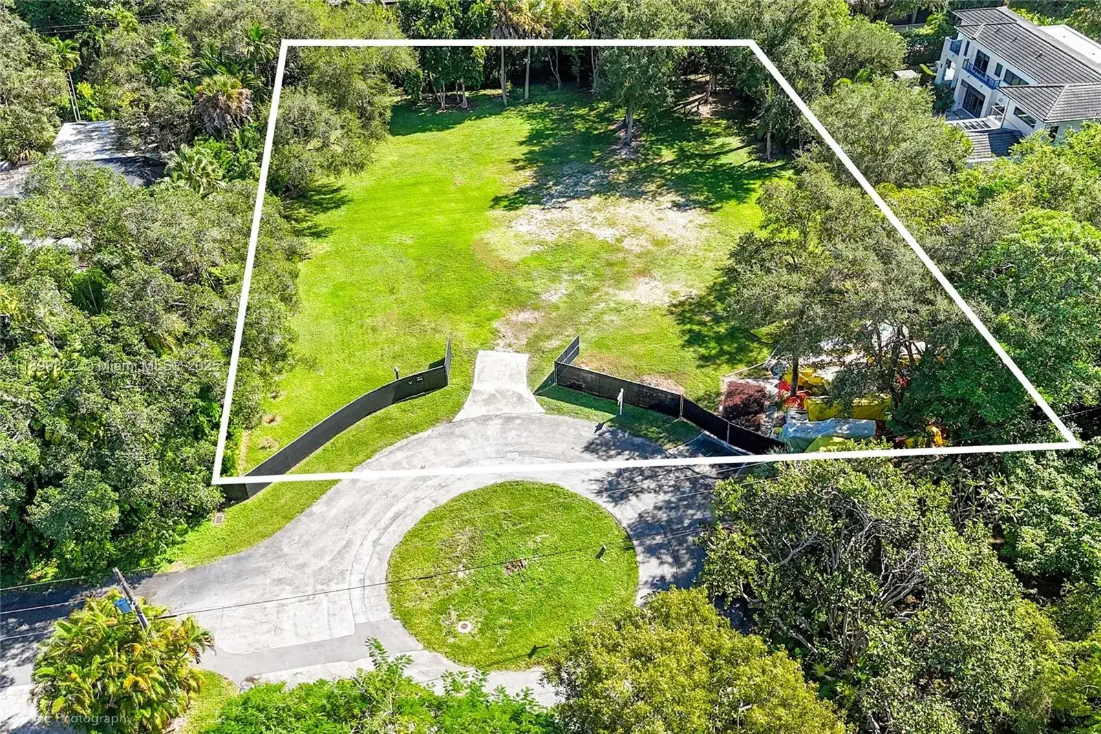 11353 SW 69th Ct, Pinecrest FL 33156 photo 2