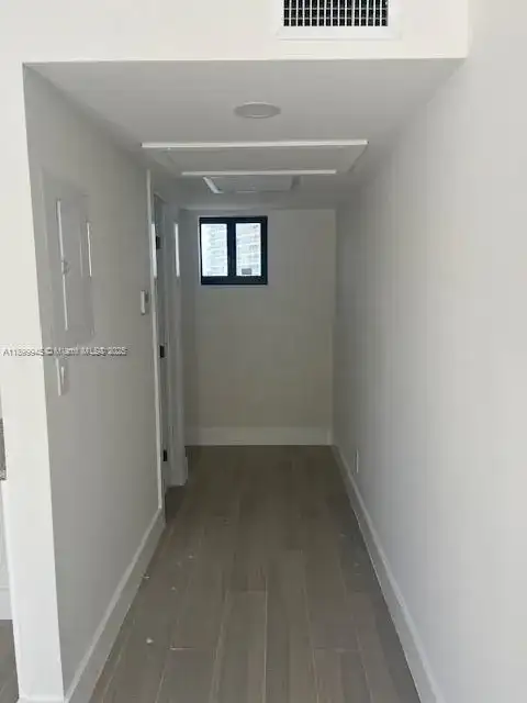 20281 E Country Club Dr, Aventura FL 33180 photo 5