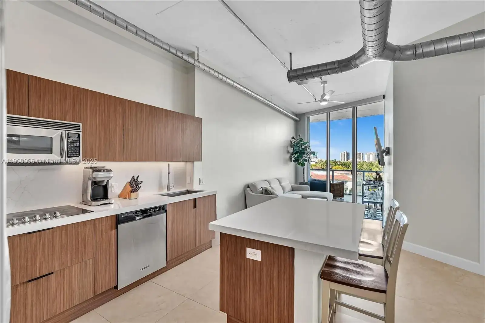 3029 NE 188th St # 503, Aventura FL 33180 photo 2