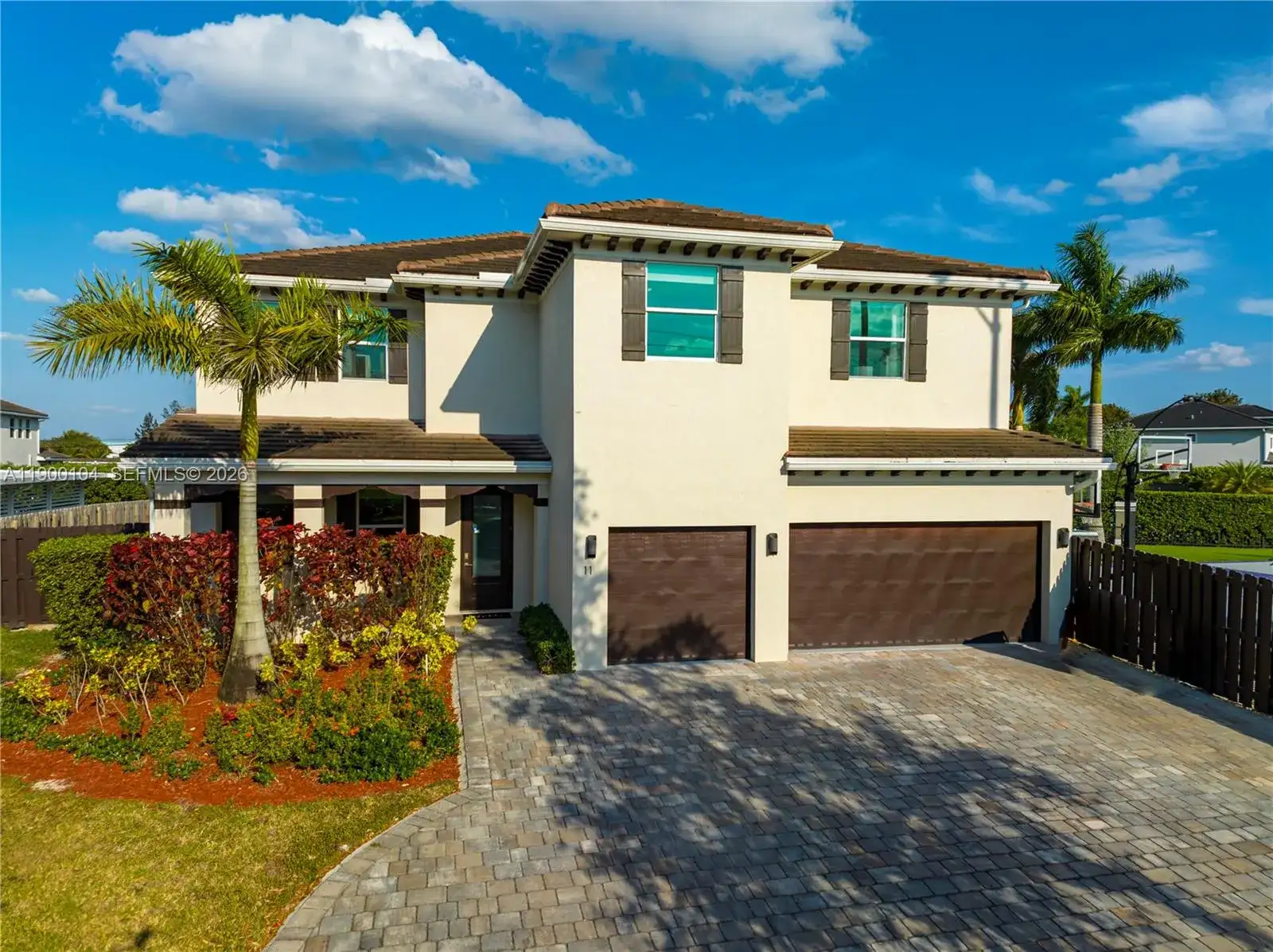 11 NW 122nd Ave, Miami FL 33182 photo 2