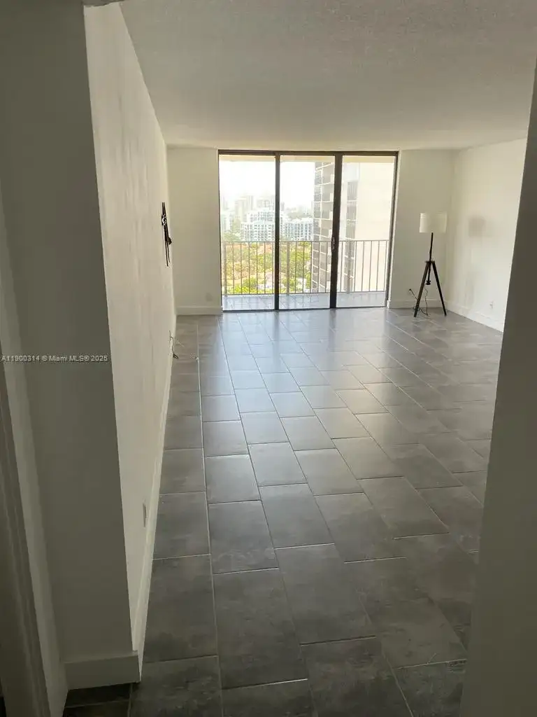 18151 NE 31st Ct # 1810, Aventura FL 33160 photo 3