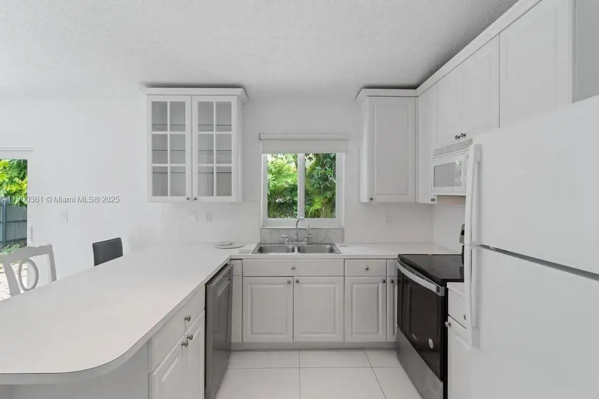 9617 SW 144th Pl, Miami FL 33186 photo 4