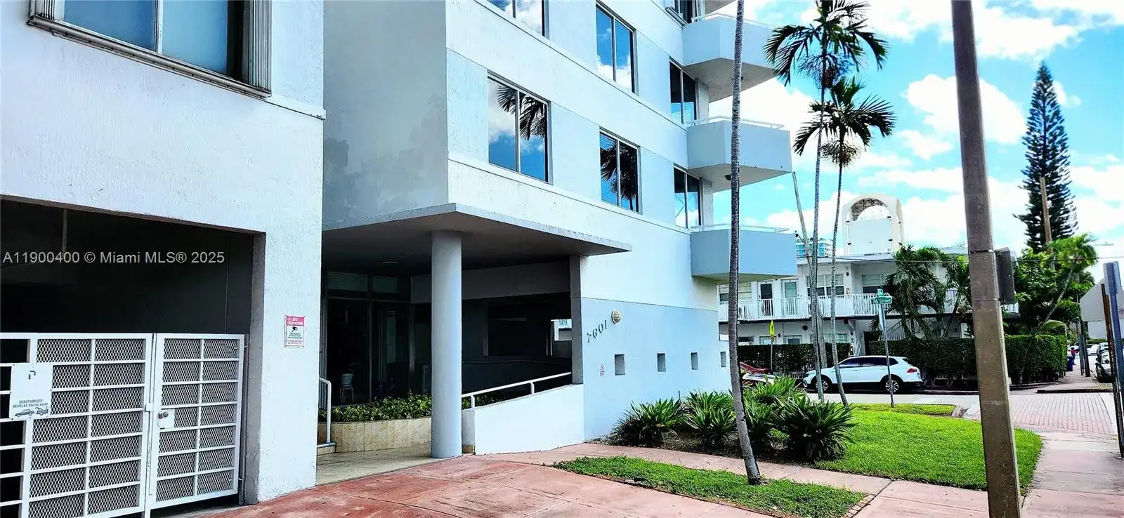 7601 Dickens Ave # 303, Miami Beach FL 33141 photo 5