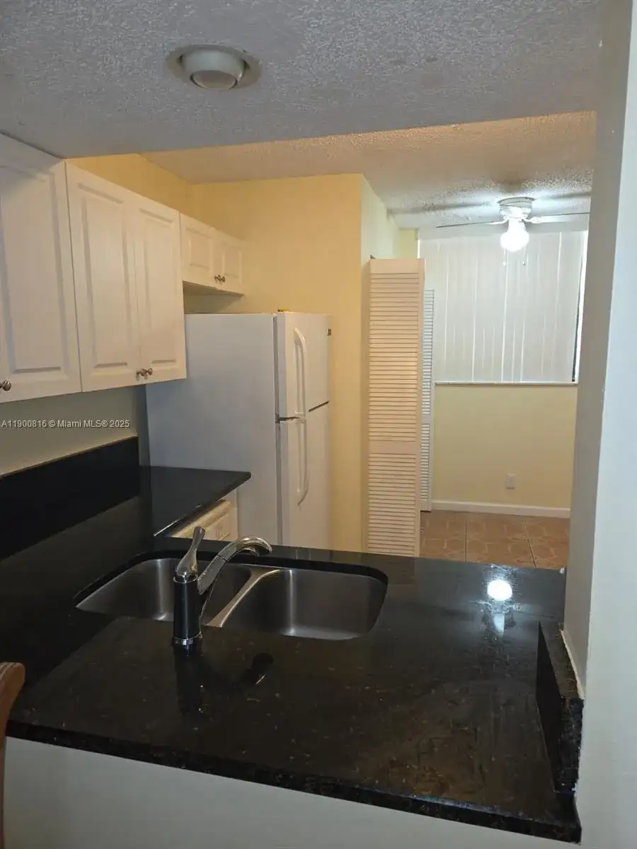 117 Lake Emerald Dr # 108, Oakland Park FL 33309 photo 4