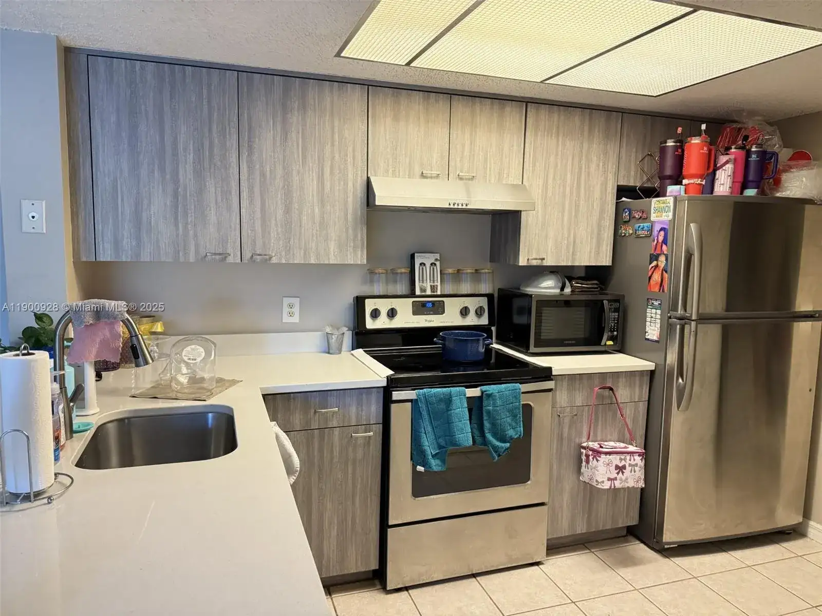 5015 Wiles Rd # 207, Coconut Creek FL 33073 photo 2