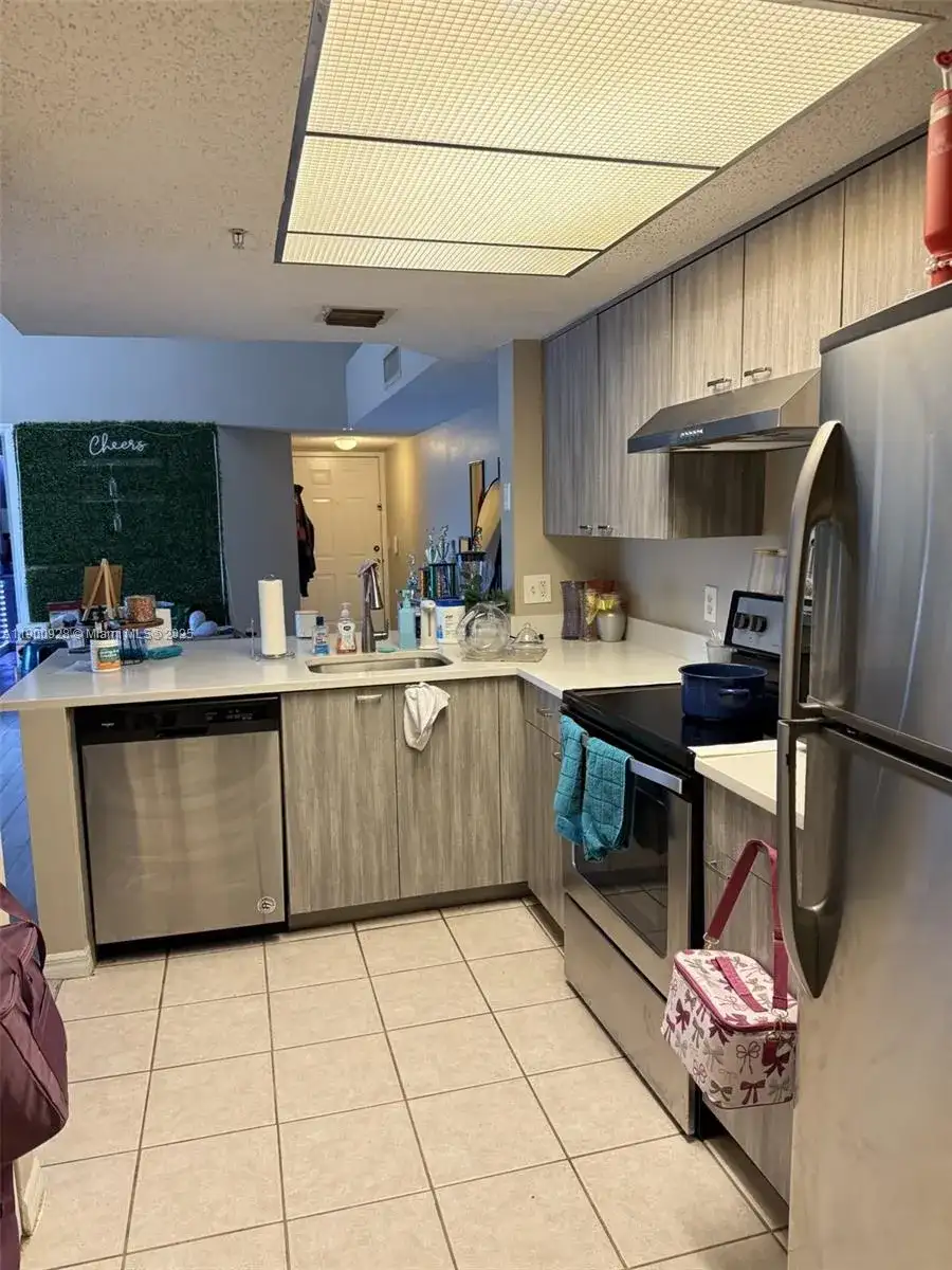 5015 Wiles Rd # 207, Coconut Creek FL 33073 photo 4