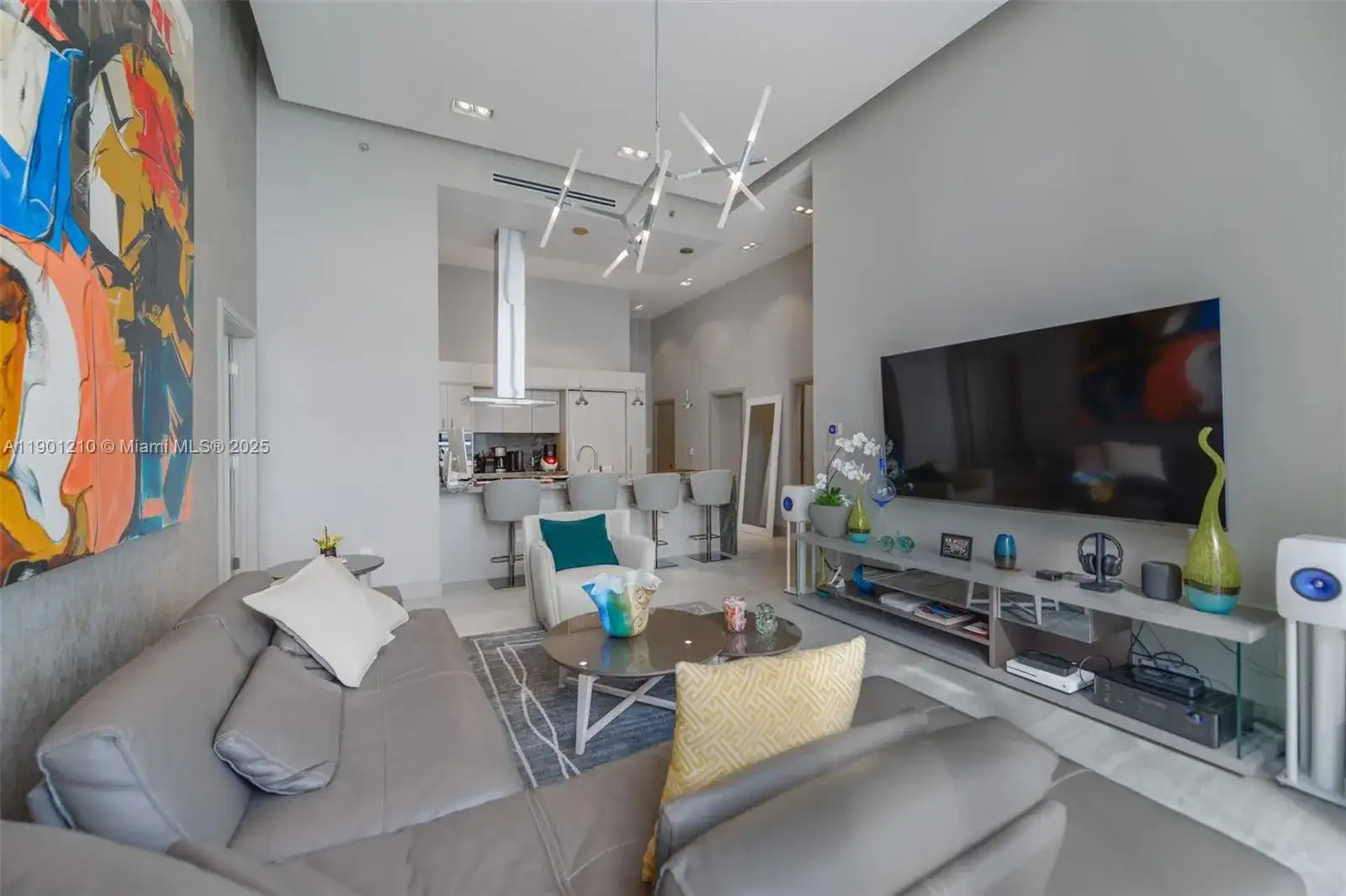495 Brickell Ave # 2211, Miami FL 33131 photo 3