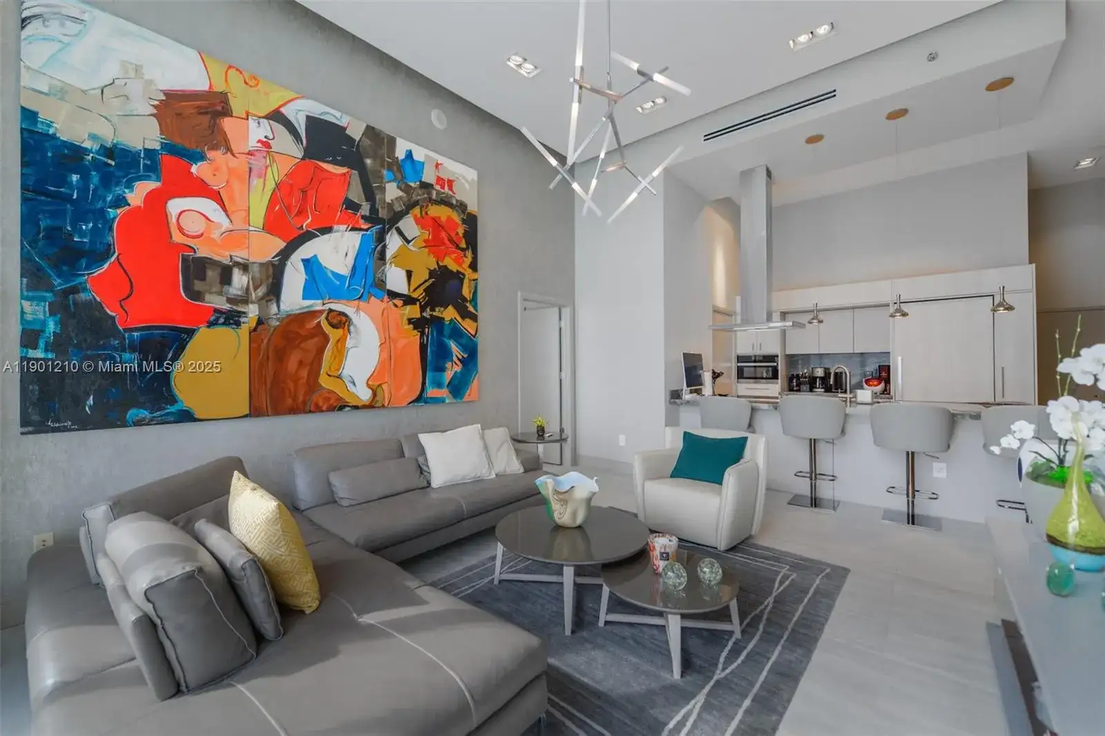 495 Brickell Ave # 2211, Miami FL 33131 photo 4