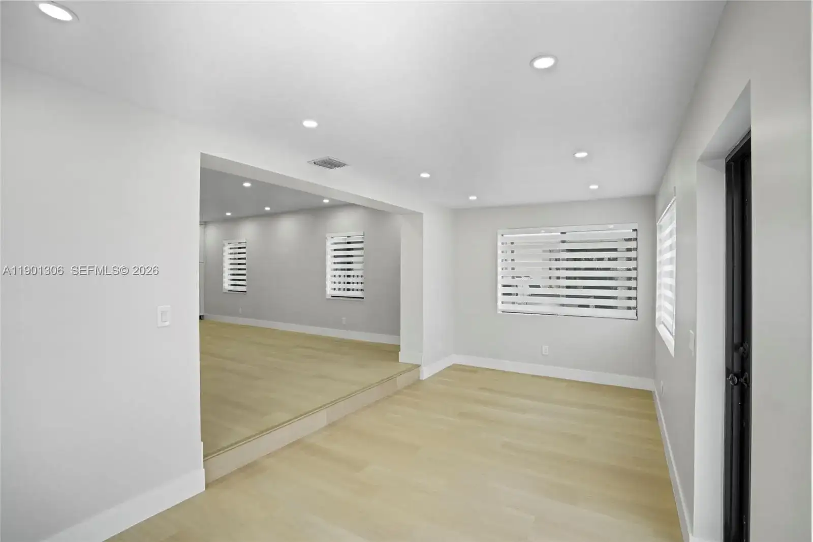 160 E 34th St, Hialeah FL 33013 photo 5