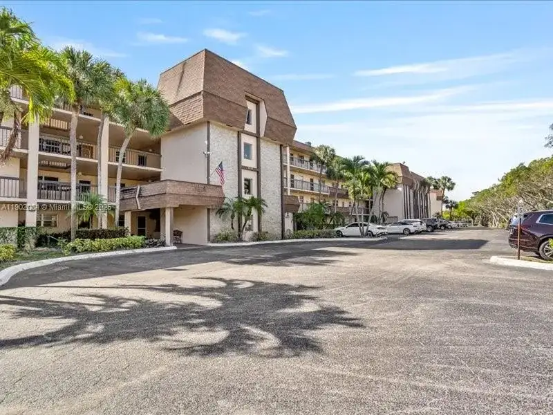 6200 NW 2nd Ave # 418, Boca Raton FL 33487 photo 2