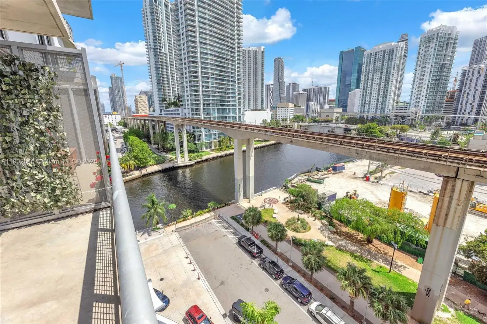 690 SW 1st Court # 1008, Miami FL 33130 photo 4