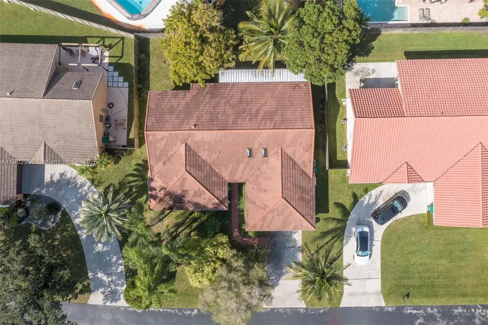 5641 Thistledown Ter, Davie FL 33331 photo 4