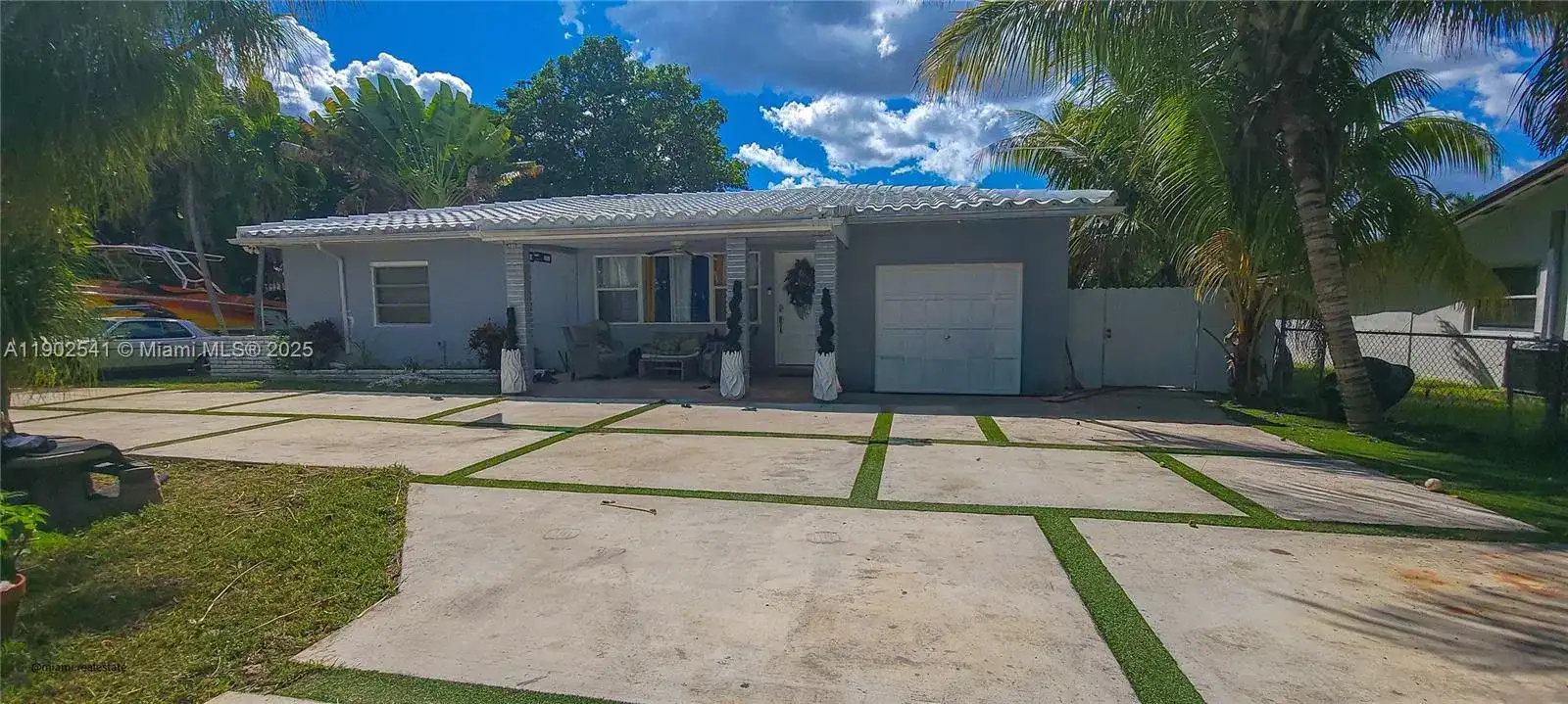 232 NE 160th St, Miami FL 33162 photo 3
