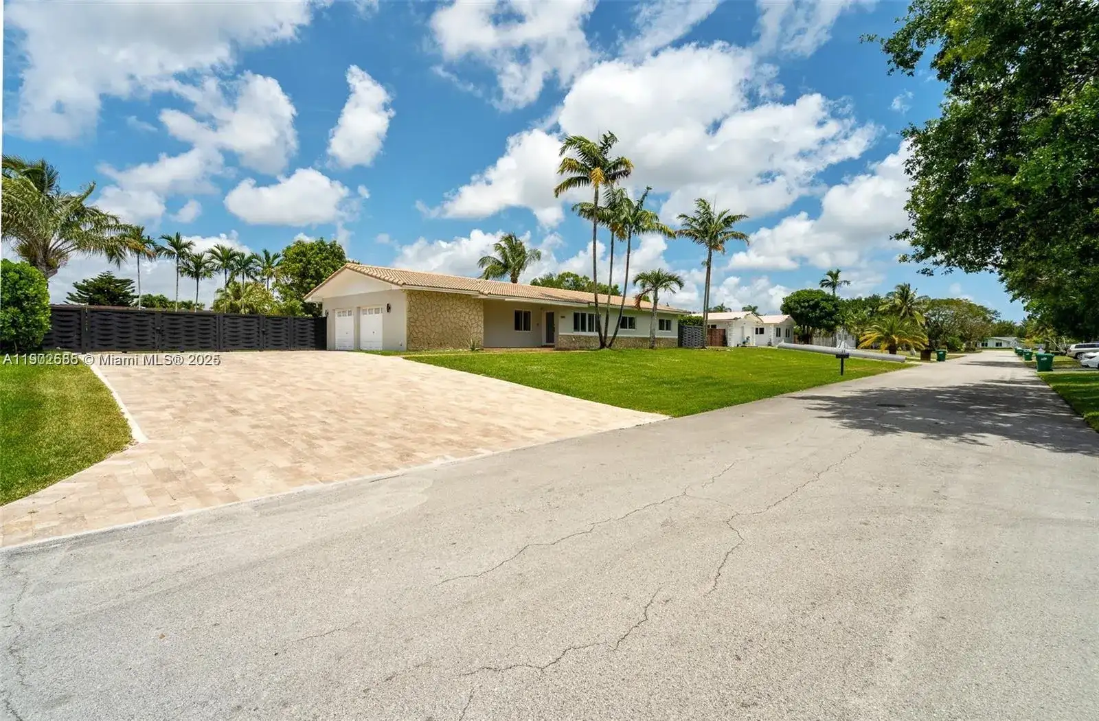 10841 SW 127th St # 127, Miami FL 33176 photo 2