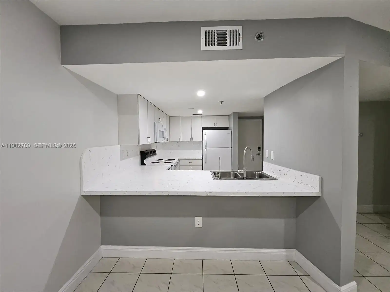 55 E 4th St # 302, Hialeah FL 33010 photo 3