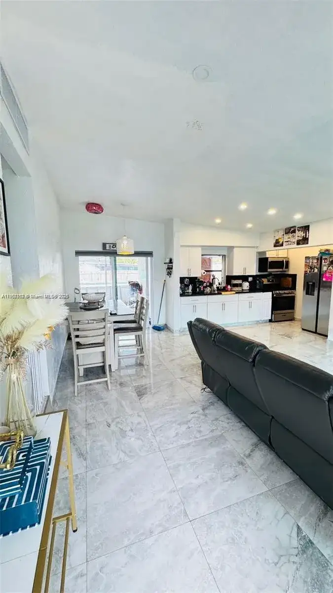 26980 SW 143rd Pl, Homestead FL 33032 photo 4