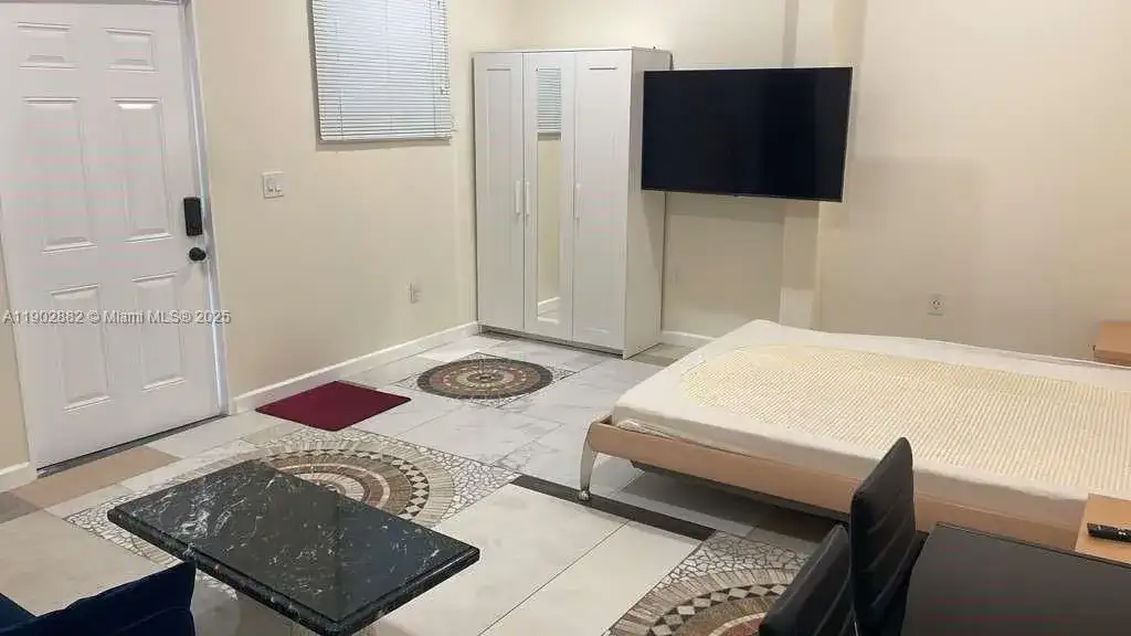 1150 Normandy Dr # 102, Miami Beach FL 33141 photo 4