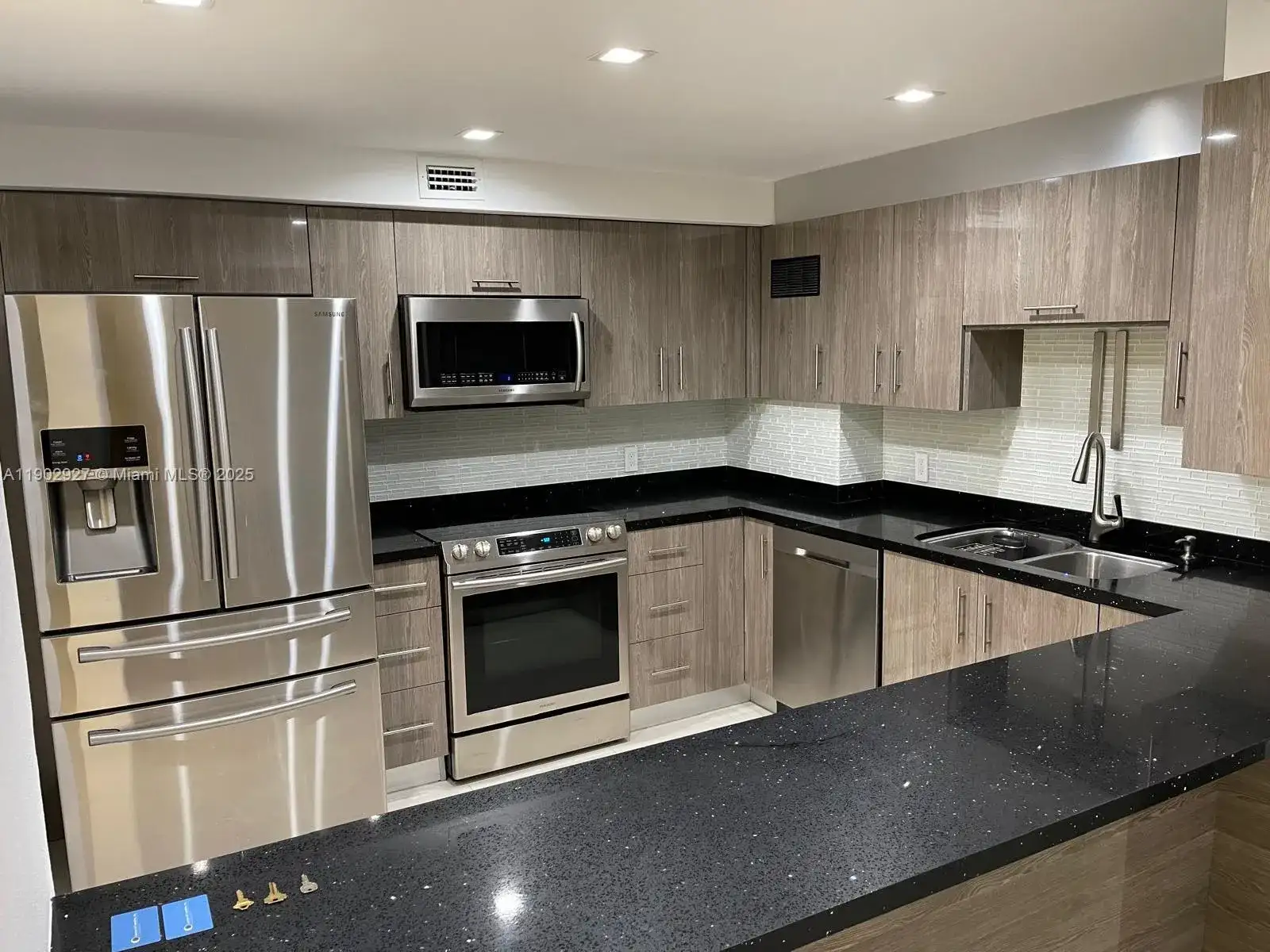 2801 NE 183rd St # 1909W, Aventura FL 33160 photo 5