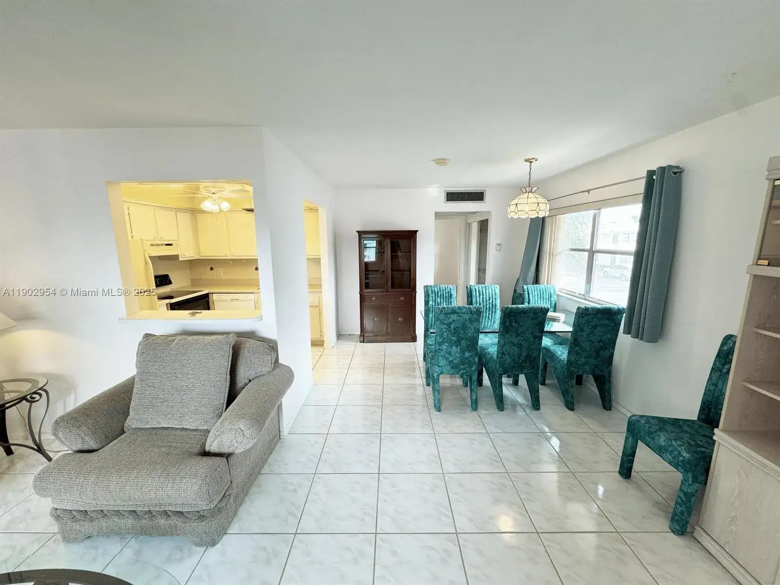 379 Saxony H # 379, Delray Beach FL 33446 photo 5