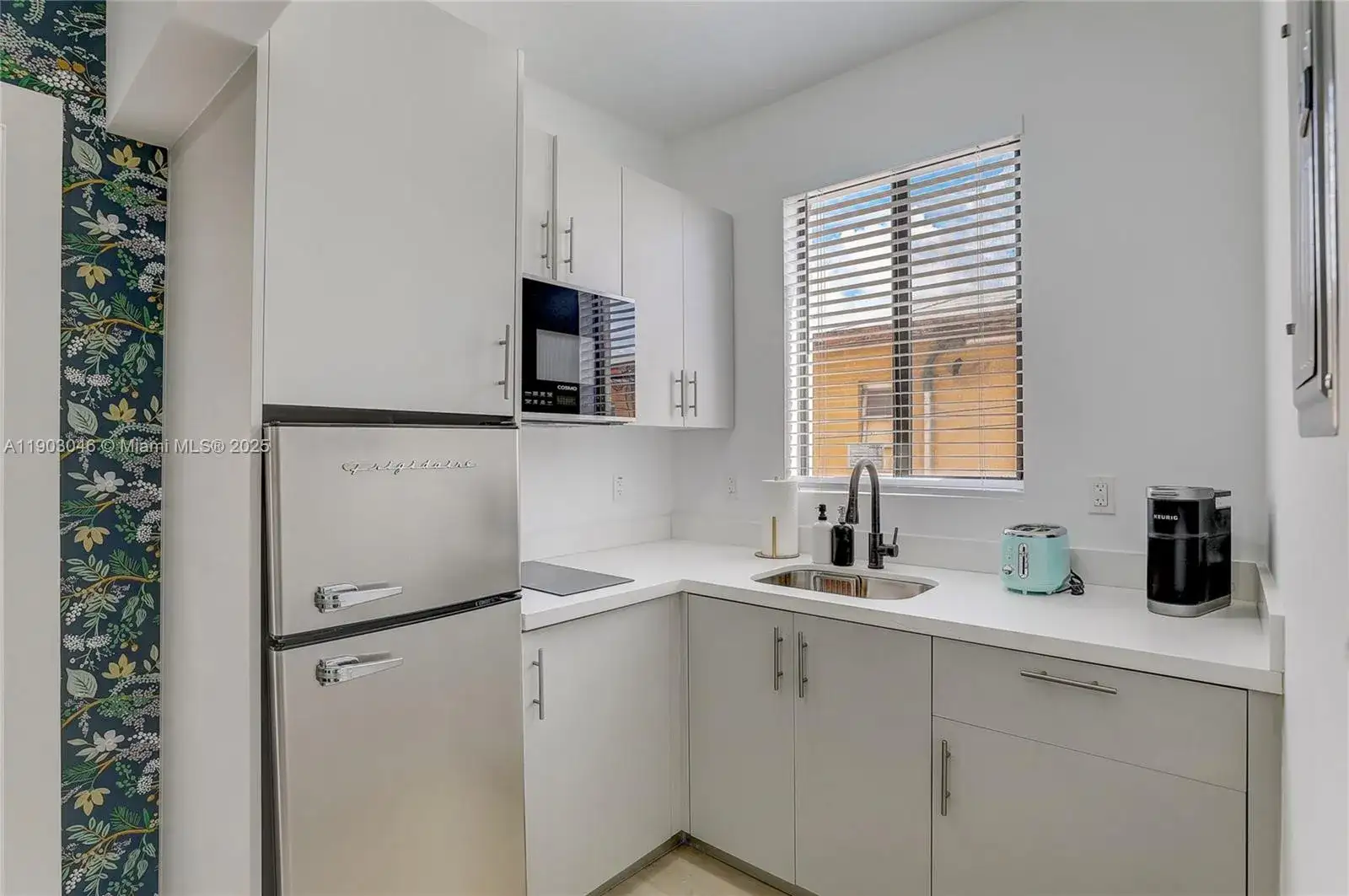 1553 SW 7th St # 9, Miami FL 33135 photo 2
