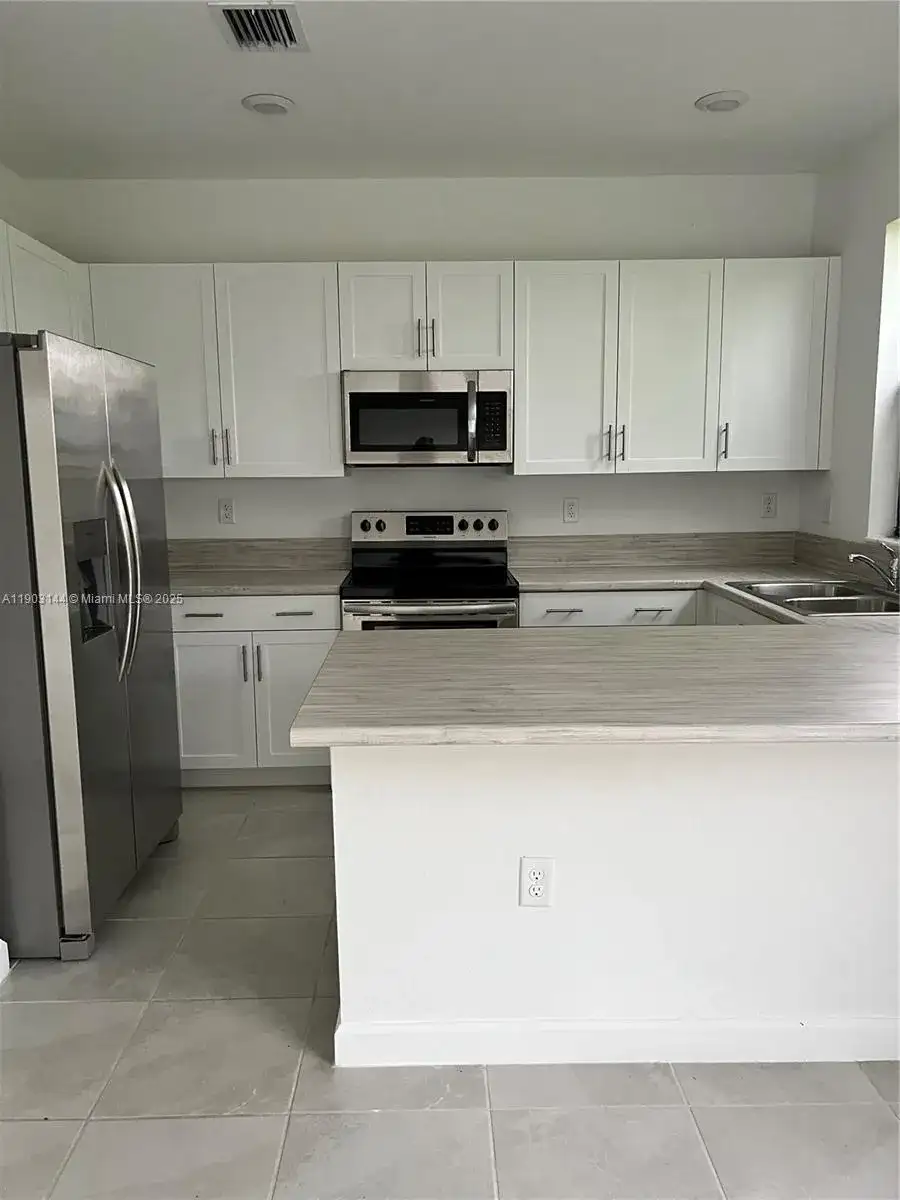 10030 SW 228th Ter, Miami FL 33190 photo 5