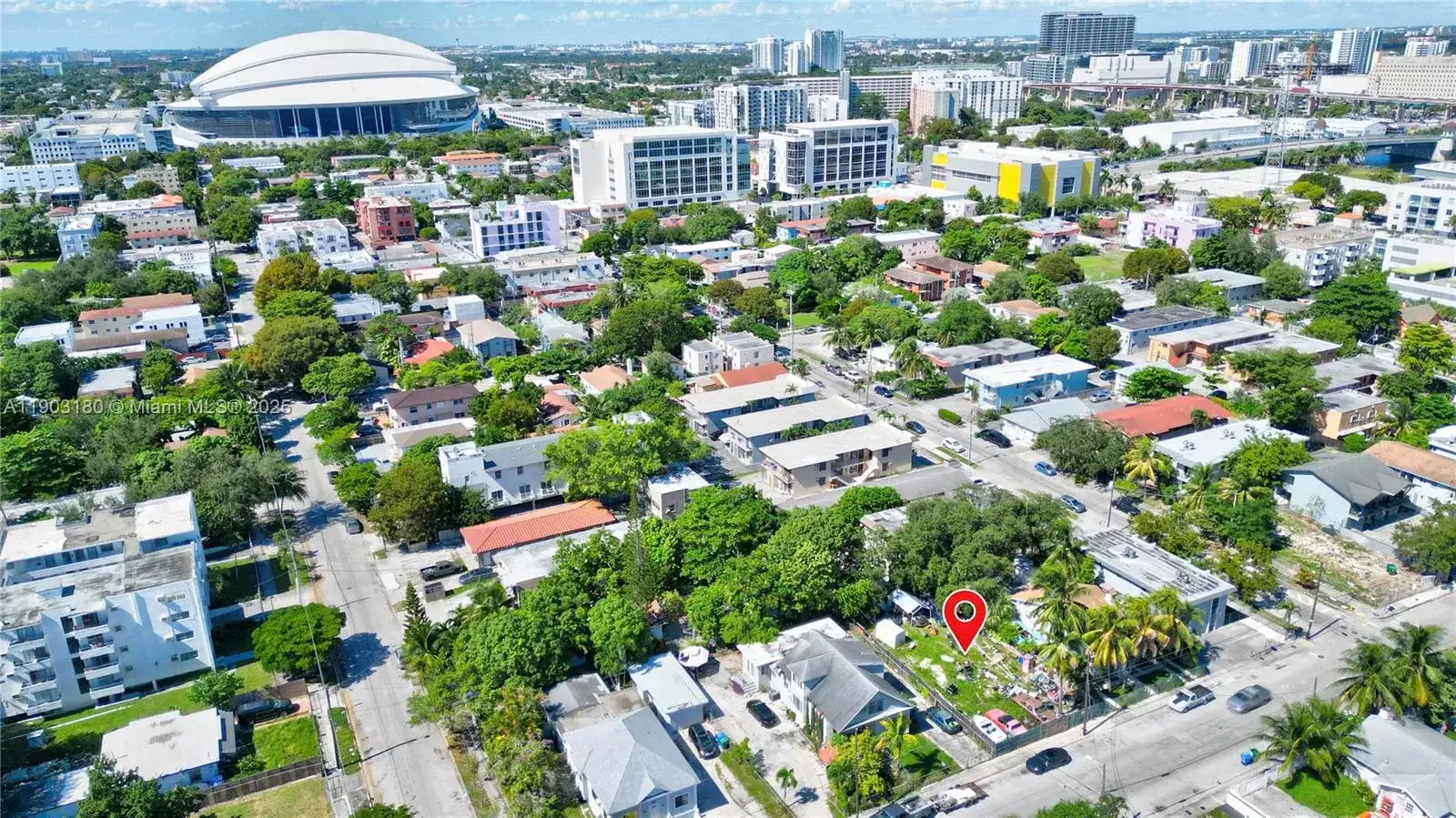 428 NW 10th Ave, Miami FL 33128 photo 2
