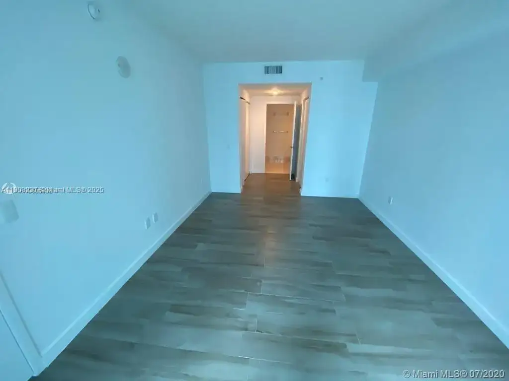 1100 S MIAMI AVE # 3011, Miami FL 33130 photo 2