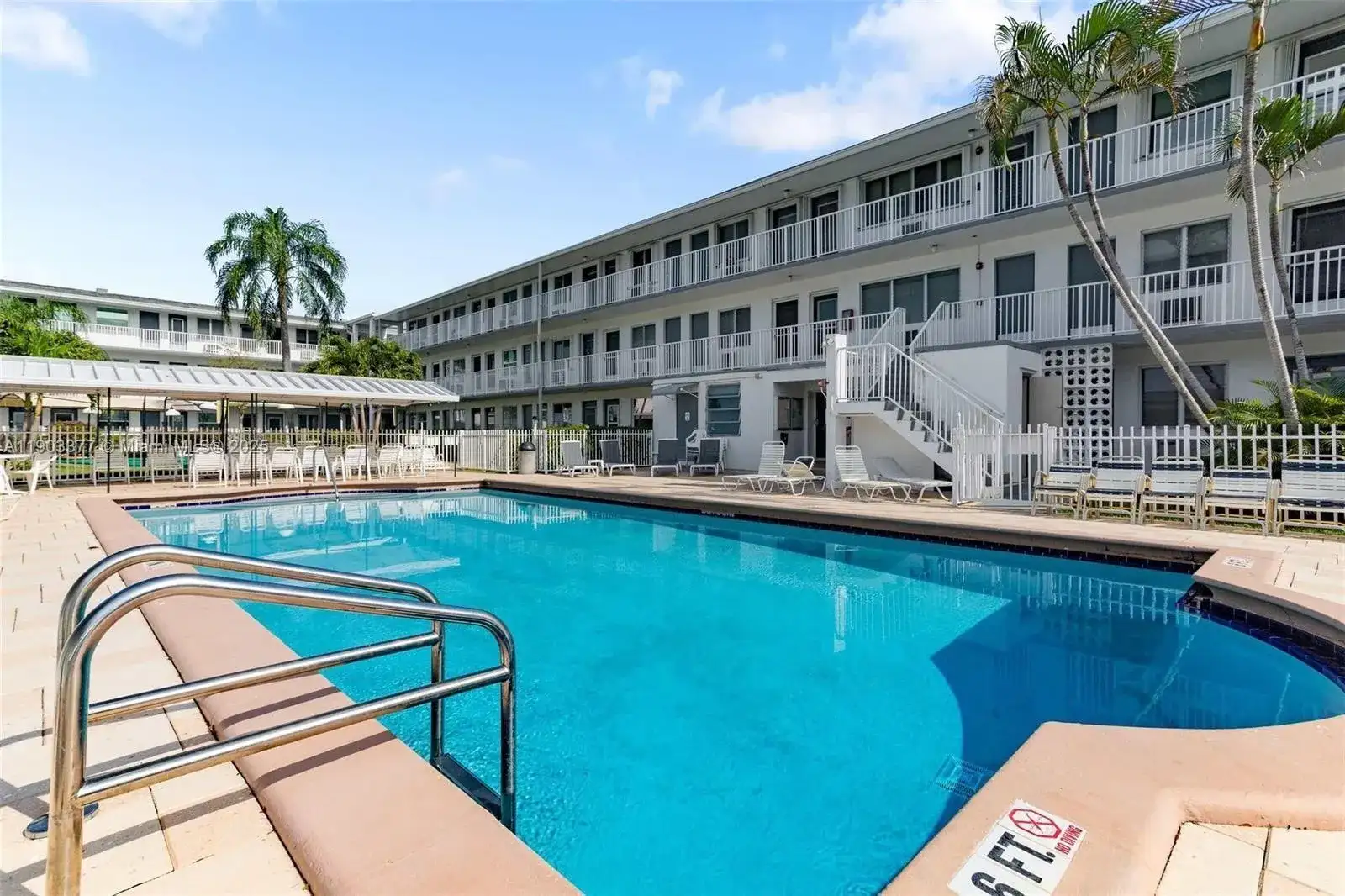15610 NE 6th Ave # 32D, Miami FL 33162 photo 3