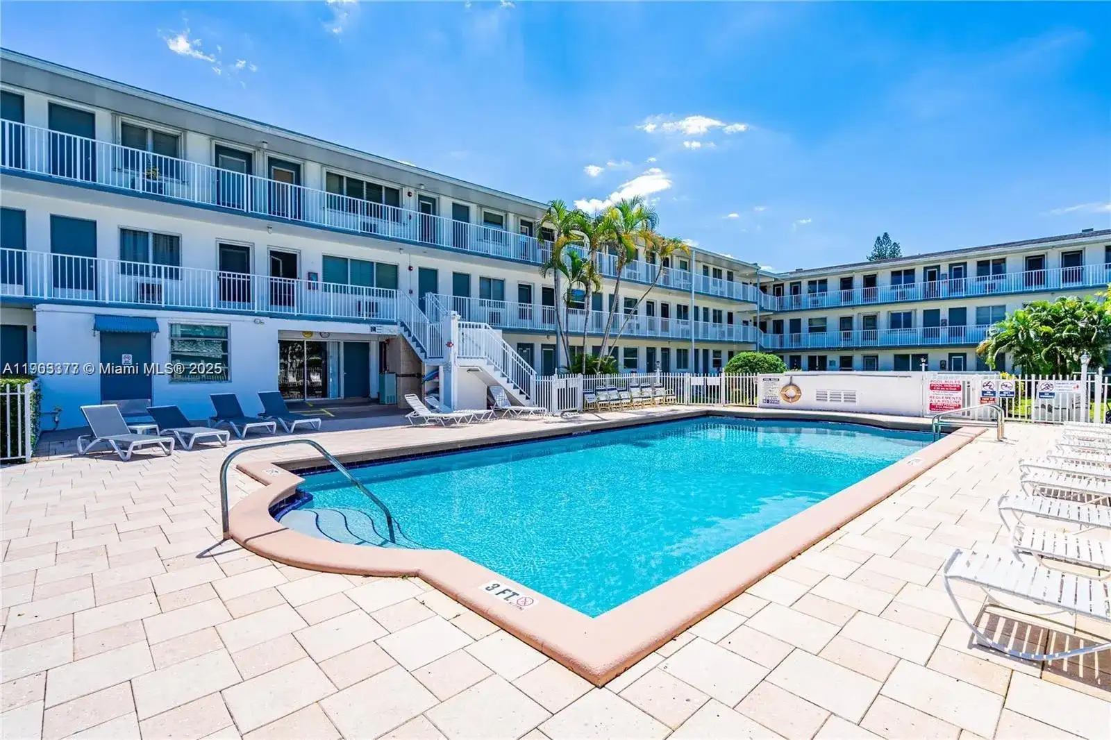 15610 NE 6th Ave # 32D, Miami FL 33162 photo 5