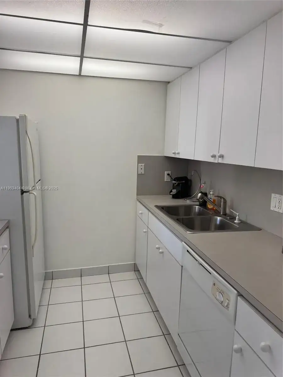 14401 N Kendall Dr # 303N, Miami FL 33186 photo 4