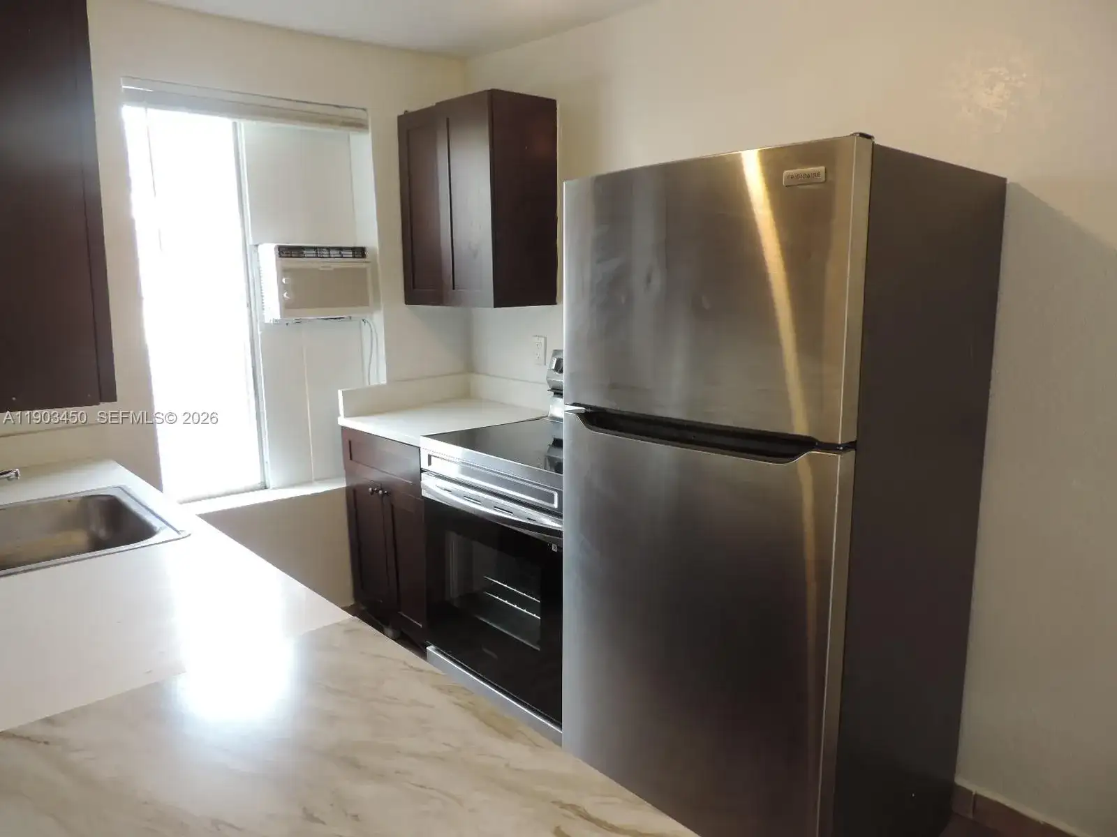 1843 NW 19th St # 1, Miami FL 33125 photo 2