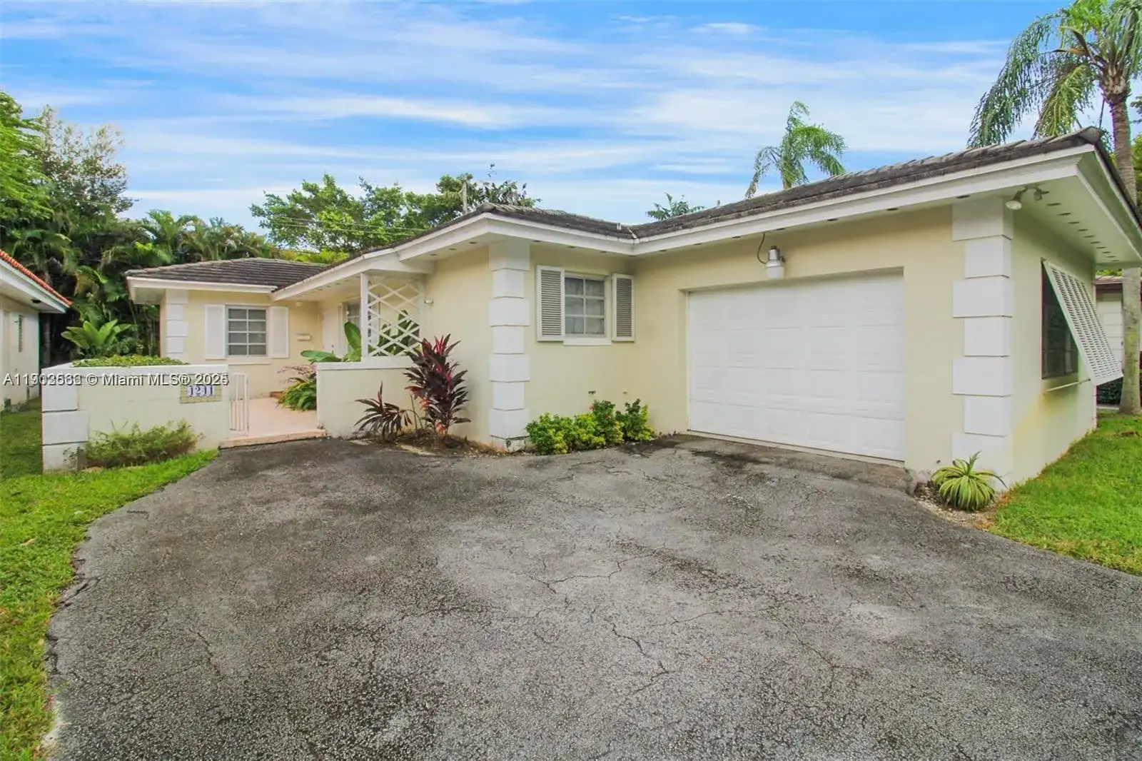 4241 Red Rd, Coral Gables FL 33134 photo 3