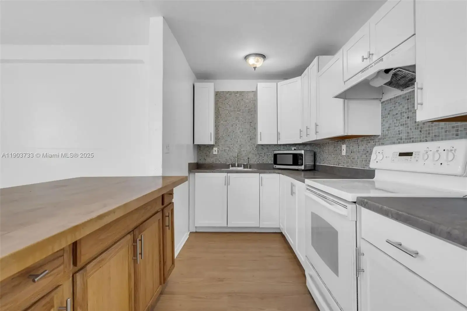 2809 SW 23rd Ter # 2807, Miami FL 33145 photo 4