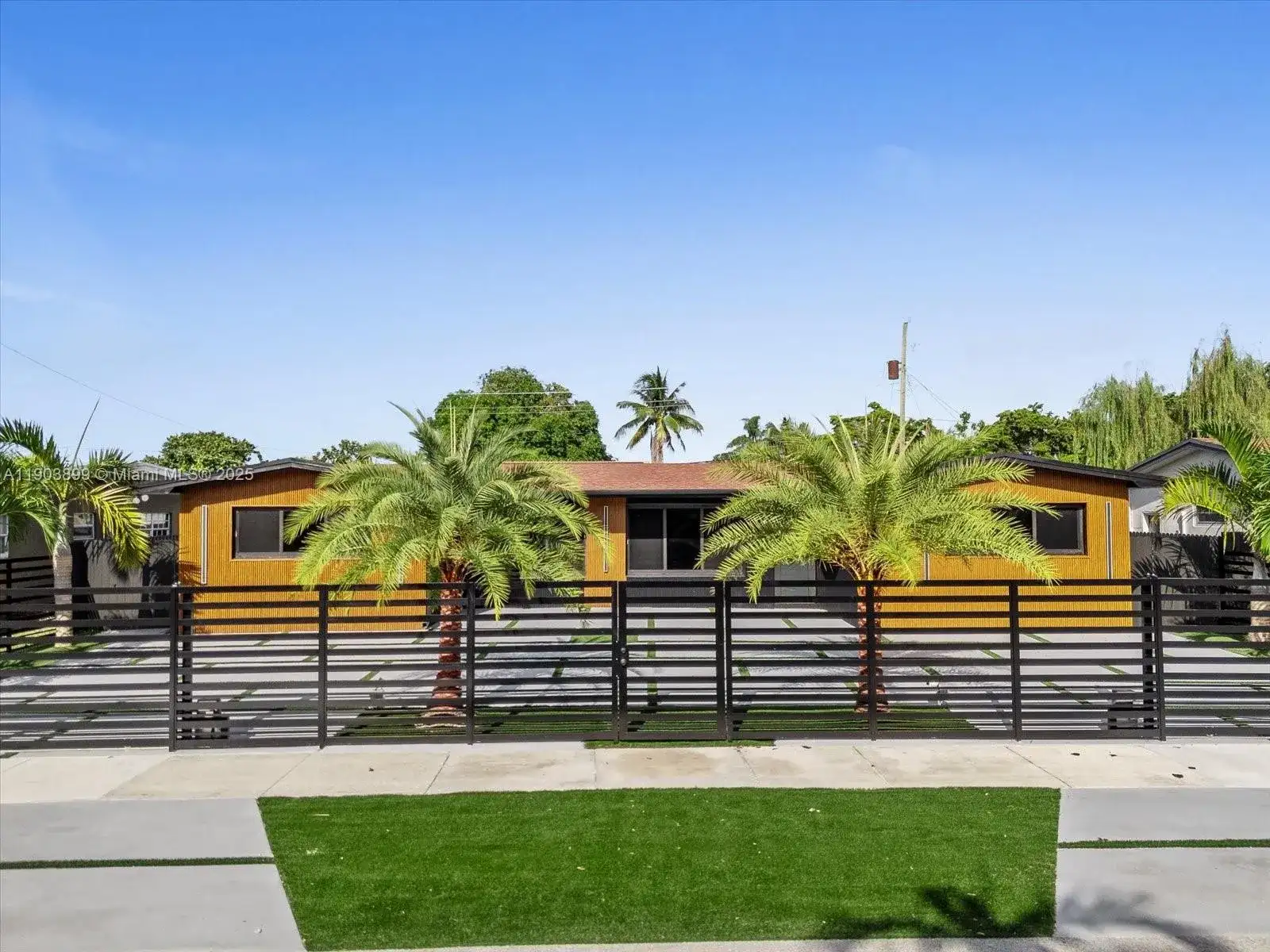 19511 NE 18th Pl # 0, Miami FL 33179 photo 2