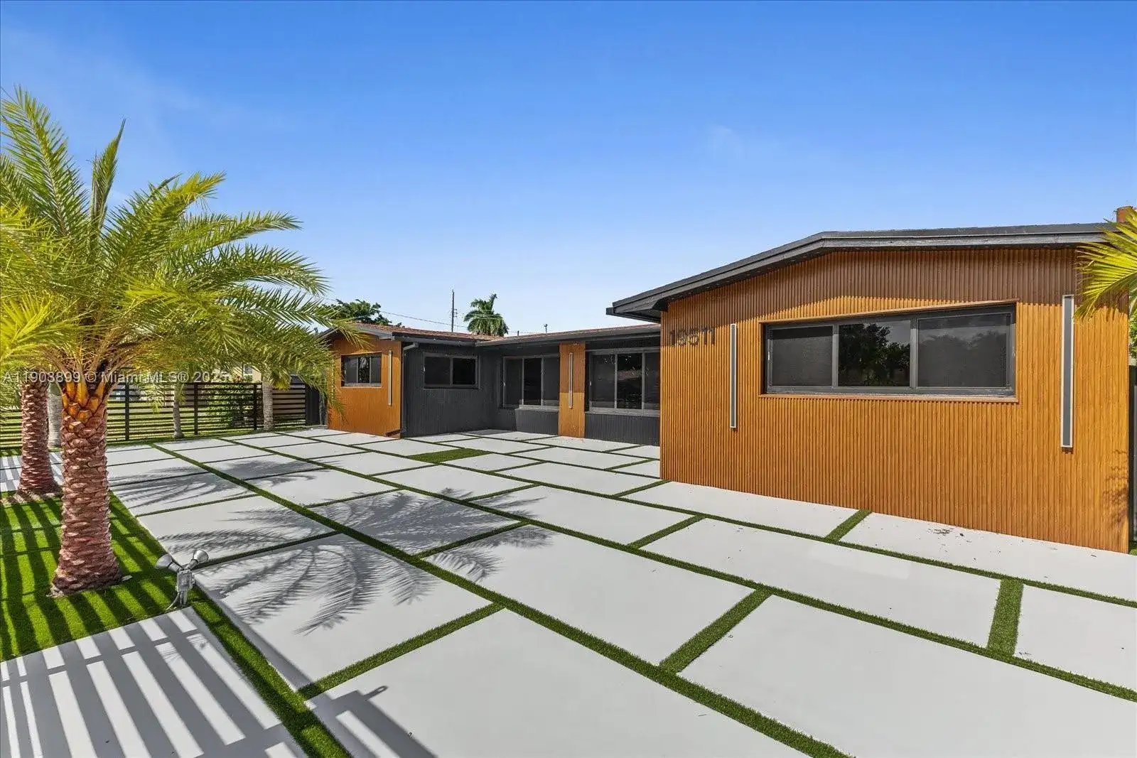 19511 NE 18th Pl # 0, Miami FL 33179 photo 4
