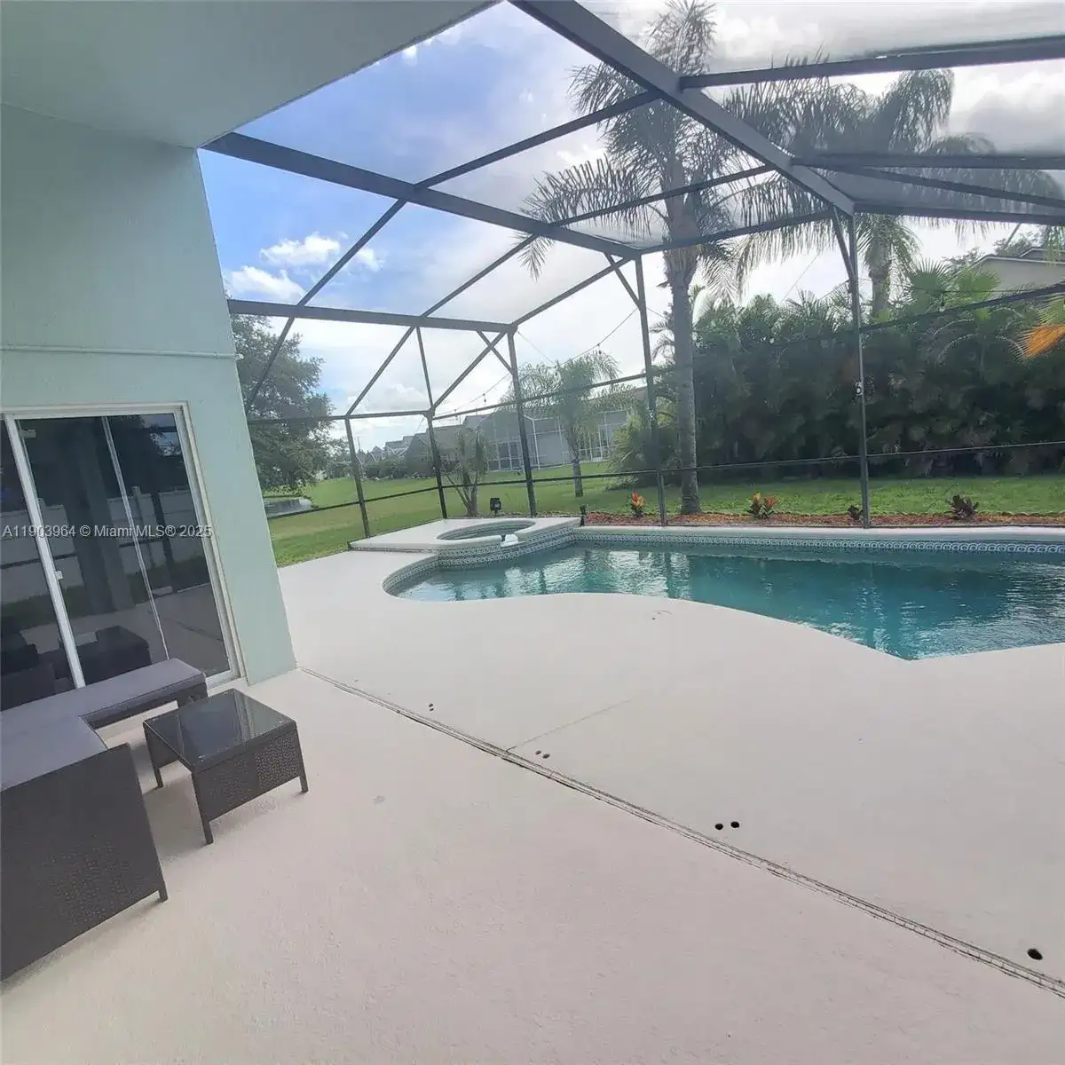 2505 Hybrid Ct, Kissimmee FL 34758 photo 3